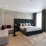 Plaza Hotel