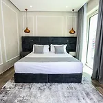 Plaza 4* Berat