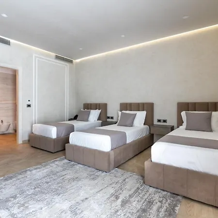 Plaza 4* Berat