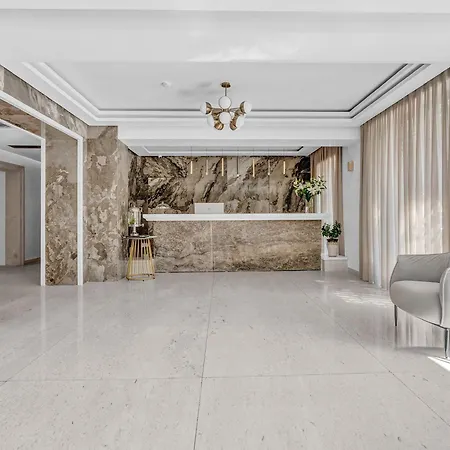Plaza Hotel