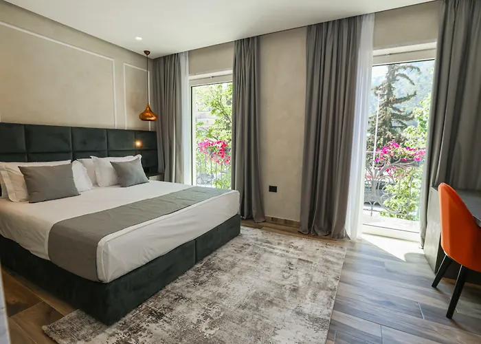 Plaza 酒店 培拉特